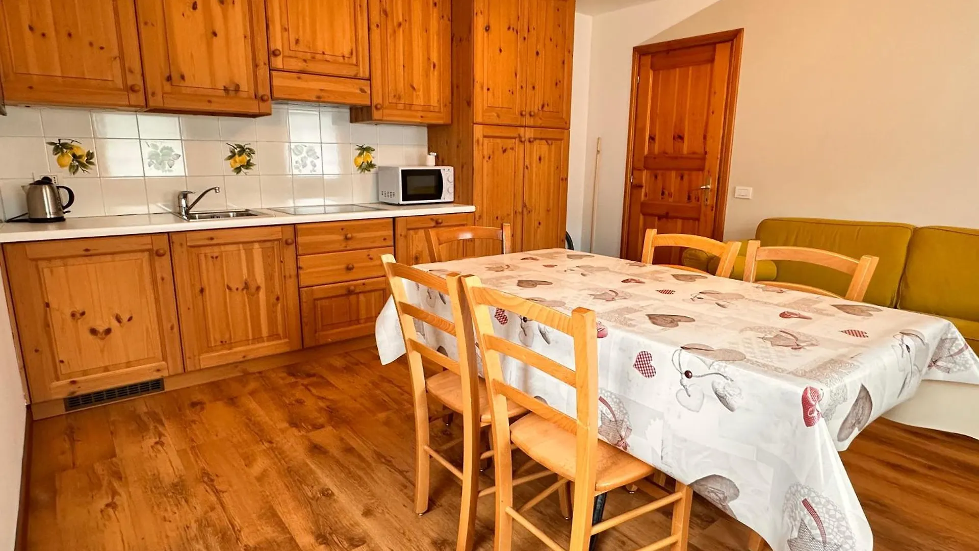 Baita Dos Barbara Livigno Apartment